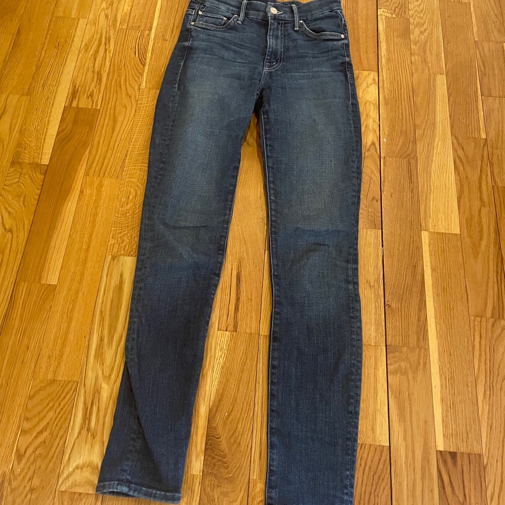 DESIGNER MOTHER high waisted looker jean